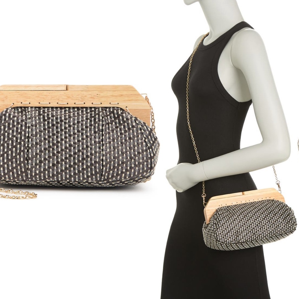 Urban Expressions crossbody purse/clutch